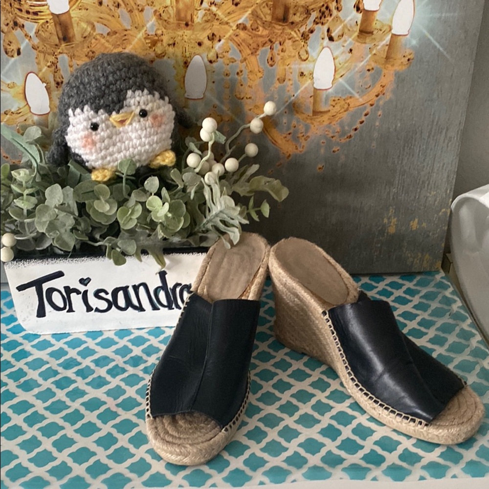 GAP Black and Cream Espadrilles Canvas Comfort